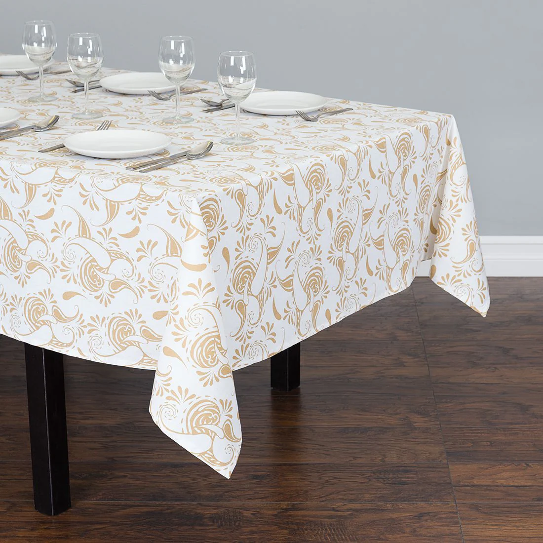 60 X 102 in. Rectangular Paisley Cotton Tablecloth (4 Colors) - Image 4