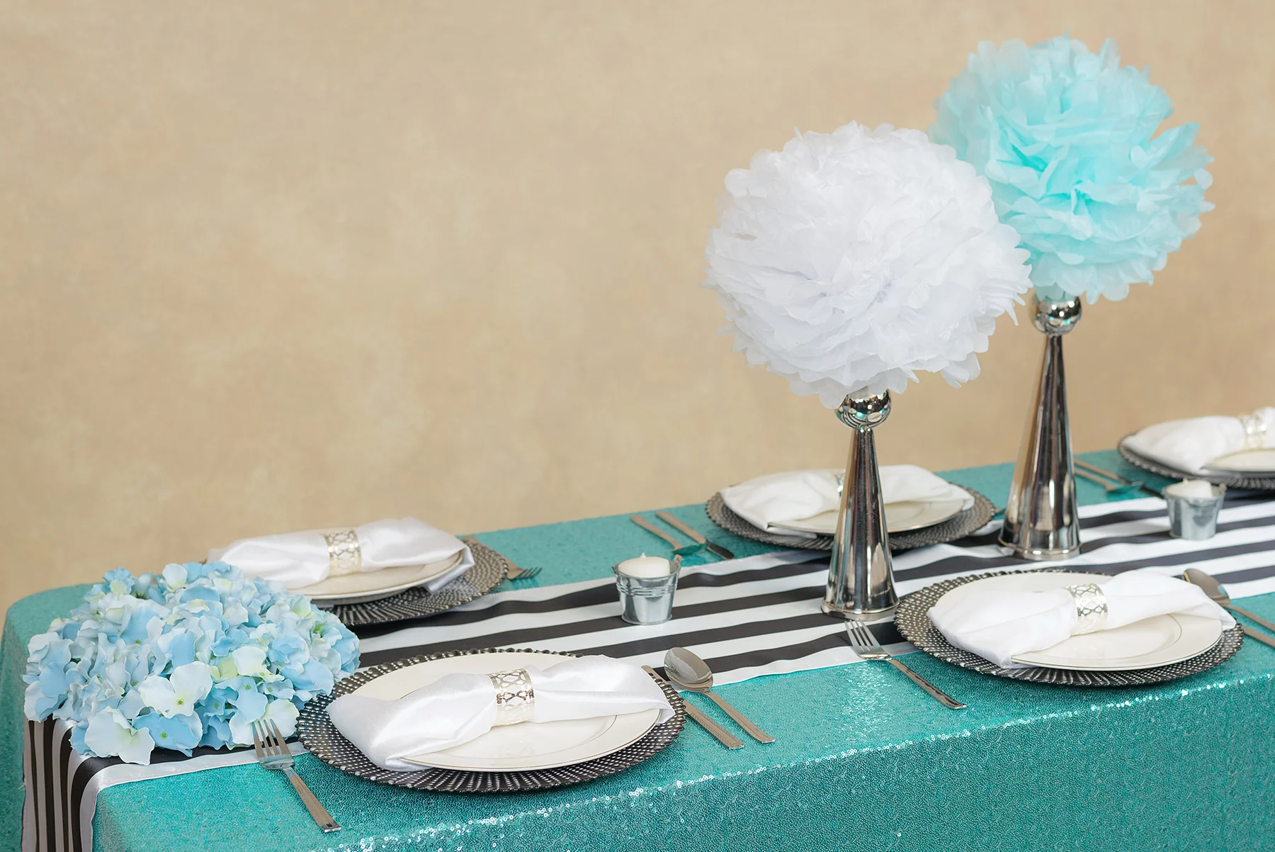 88 X 154 in. Rectangular Sequin Tablecloth (9 Colors) - Image 23