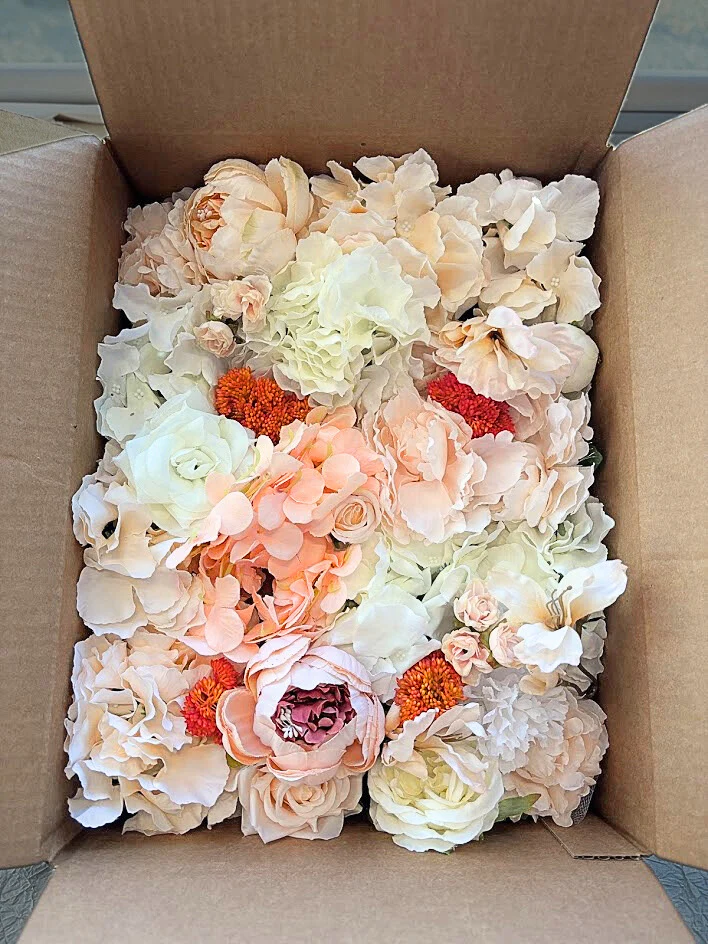 Eternity Flower Blooms Box - Image 5