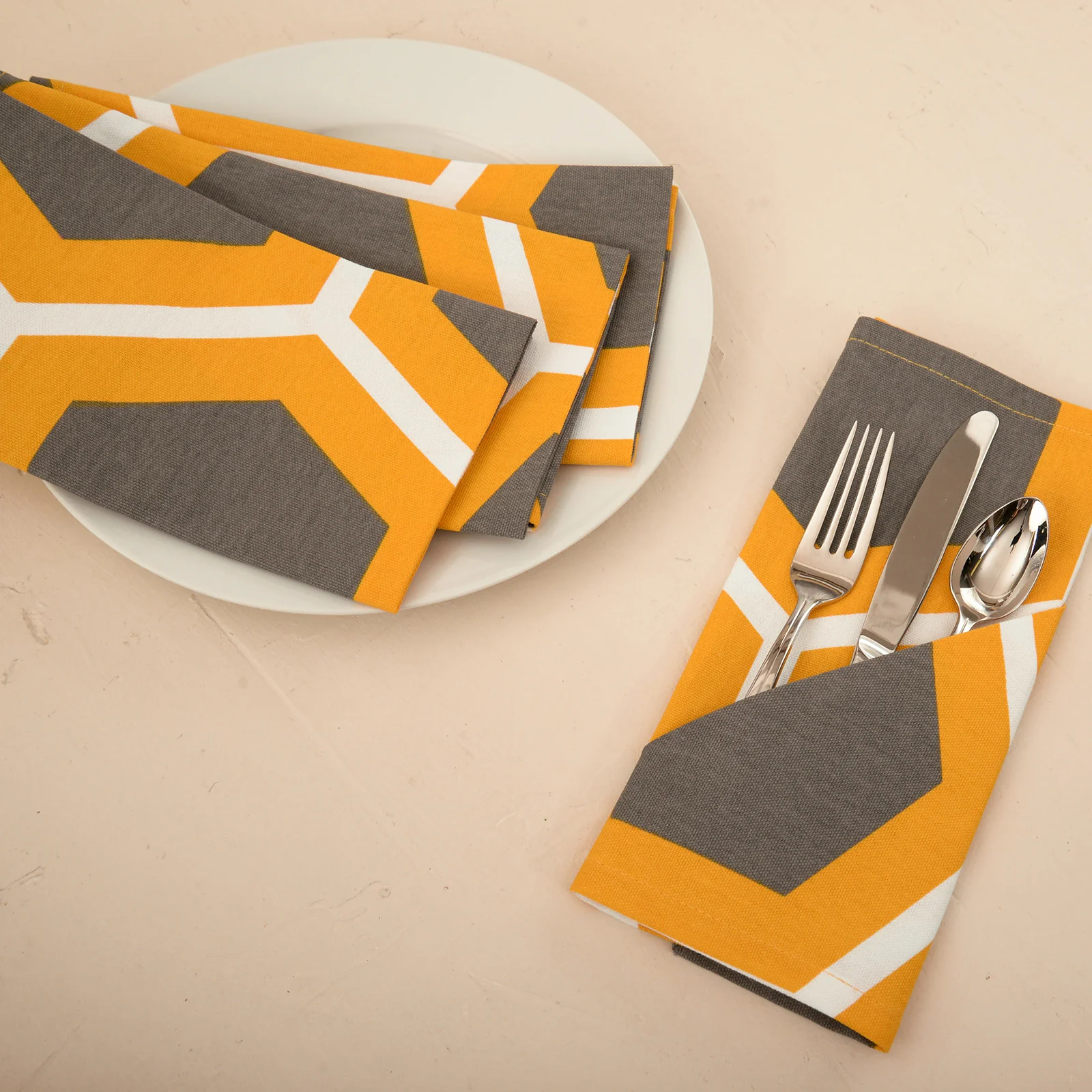 20 X 28 in. Honeycomb Cotton Kitchen Towels 2/Pack Charcoal & Yellow - Image 3