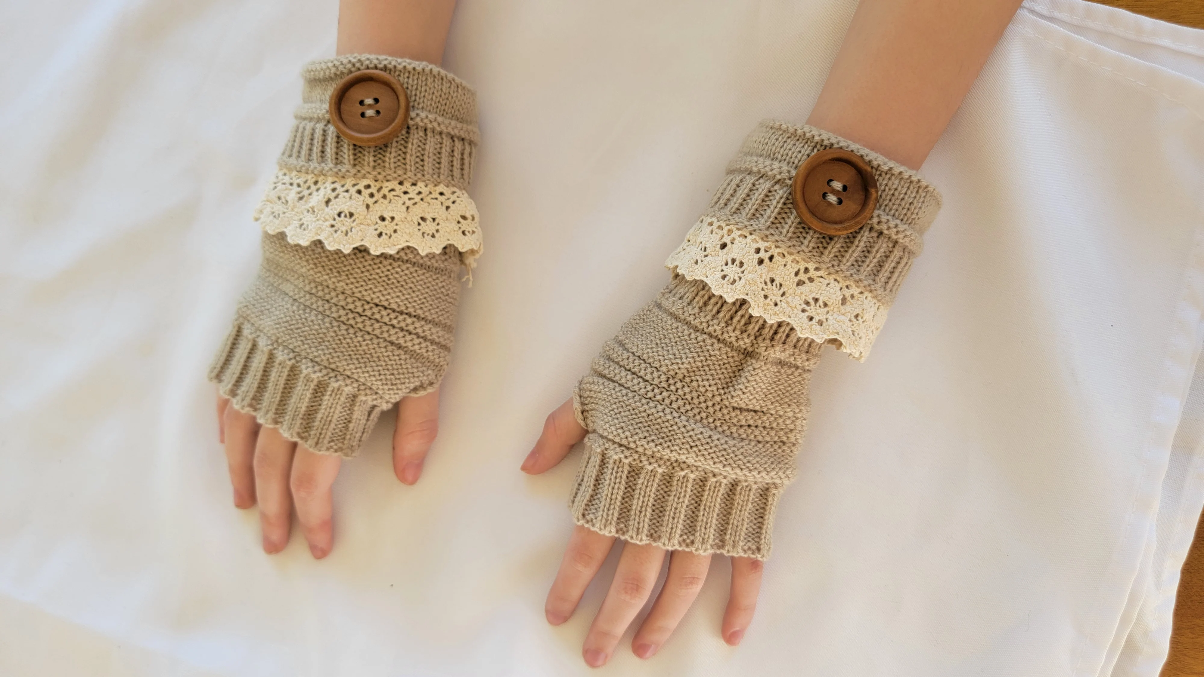 Womens Arm Warmers & Fingerless Gloves-Beige - Image 3