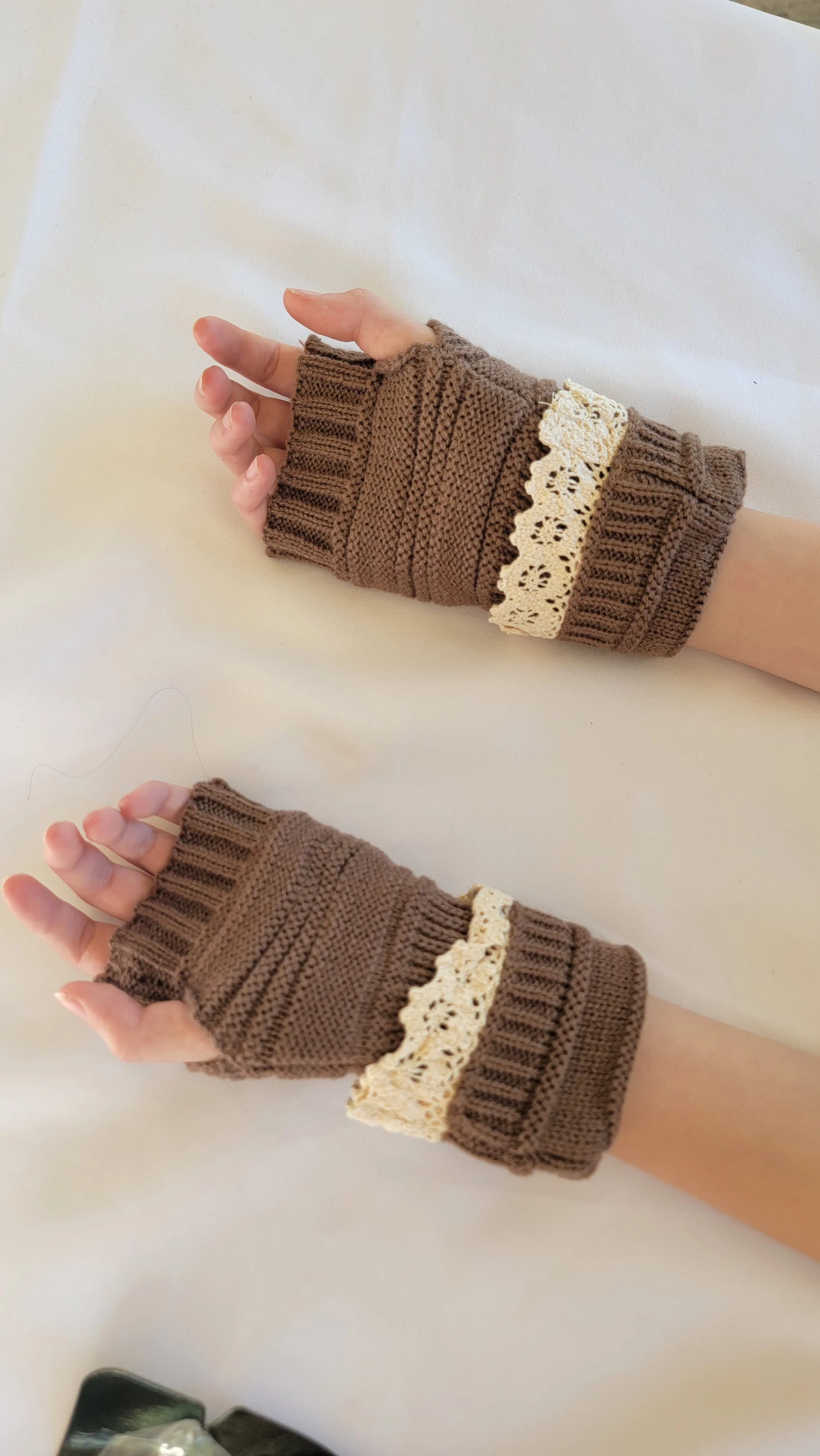 Womens Arm Warmers & Fingerless Gloves-Brown - Image 4